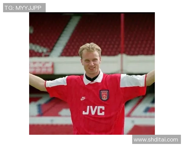 波字足球明星背后的传奇故事与荣耀时刻解析